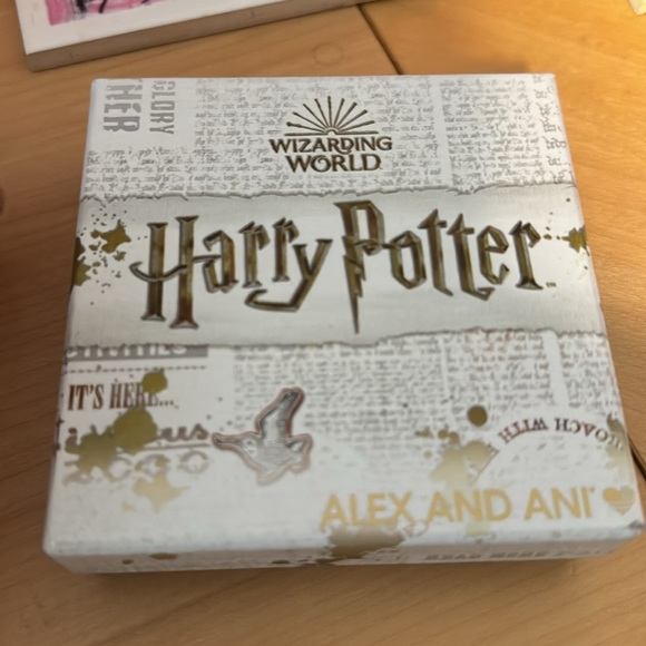 NEW IN BOX Alex and Ani Harry Potter Wizarding Bracelet Expandable blue gold - Picture 3 of 5